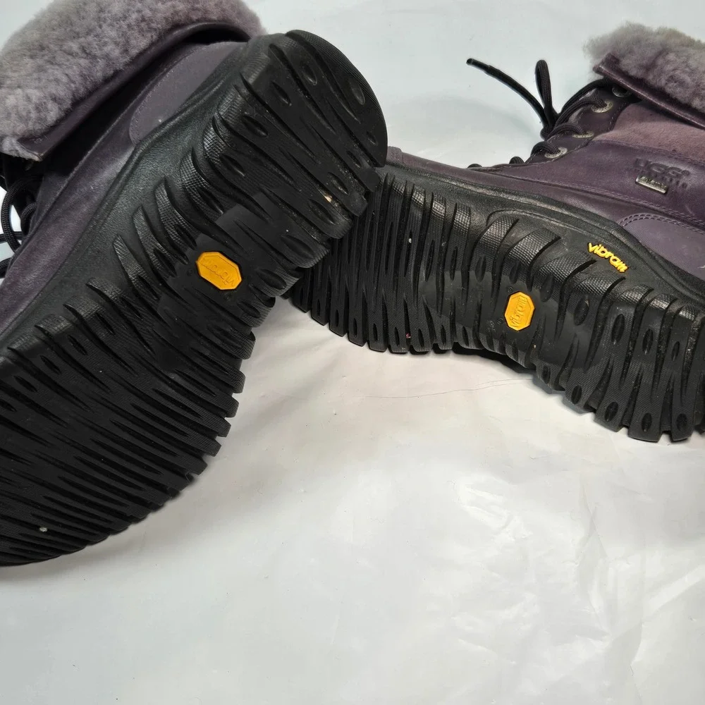 UGG Adirondack II Purple Leather Suede Winter Boots Vibram Sole 1909 Womens 6